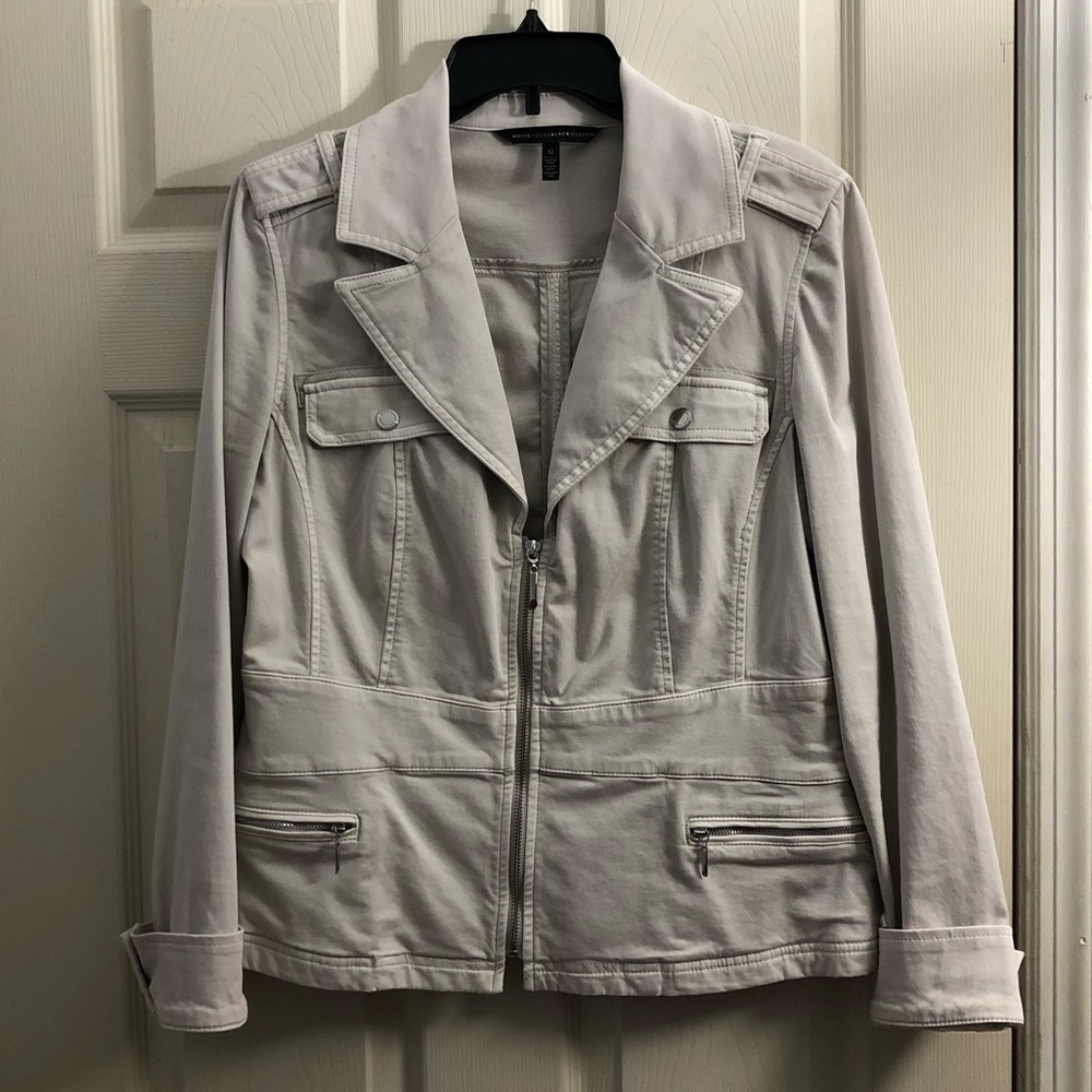 Lightweight casual jacket with elevated details